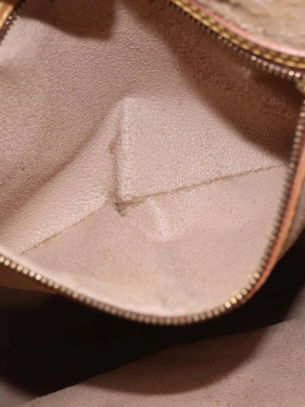 LOUIS VUITTON Monogram Bucket GM Shoulder Bag M42236 LV Auth 162785 - Picture 13 of 16